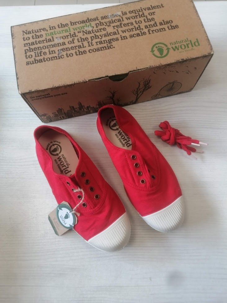 SCARPE NATURAL WORLD ROSSE NUOVE
